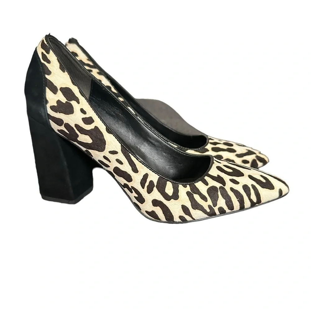 Bleecker & Bond Megan animal print pointed pumps size 7